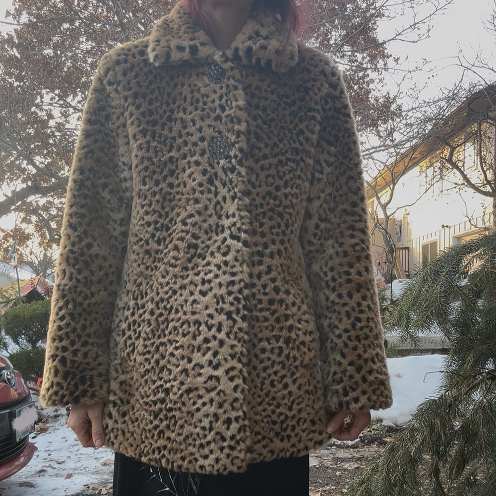 Vintage Leopard Faux Fur Coat – No Tag